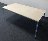 Konferenztisch 1600 x 800 mm